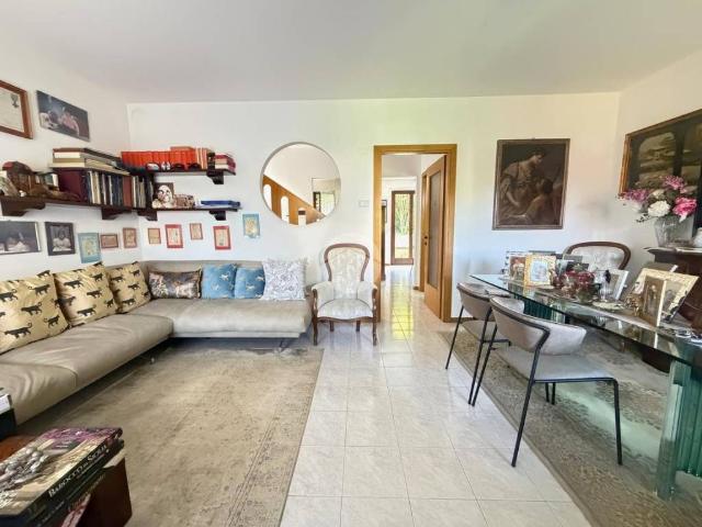 Villa Schiera in vendita a Trescore Balneario, Lombardia