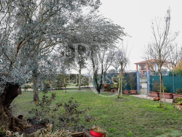 Villa Schiera in vendita a Nuovo Circondario Imolese, Medicina