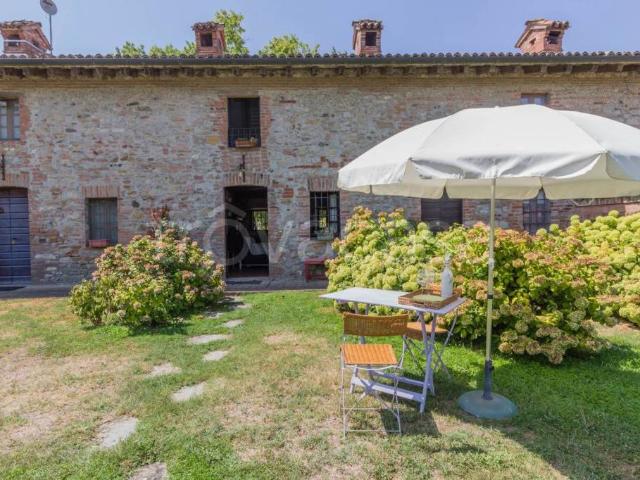 Villa Schiera in vendita a La Bazzarina, Agazzano