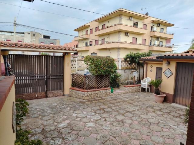 Villa Indipendente in vendita a Cannatello, Agrigento
