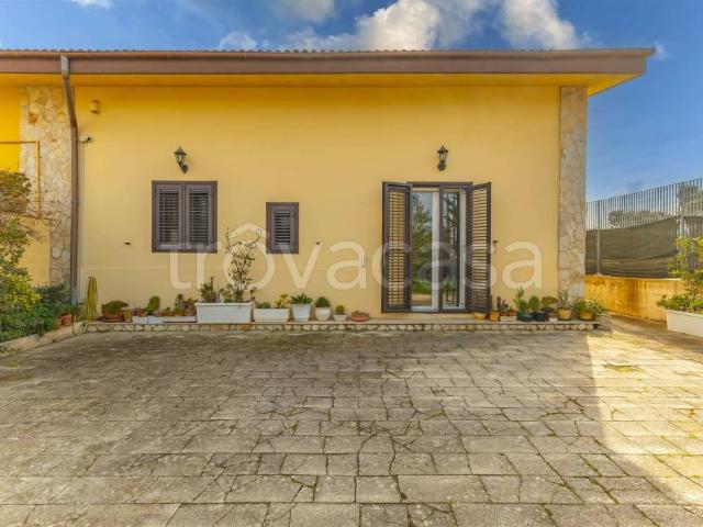 Villa Indipendente in vendita a Municipio 2, Puglia