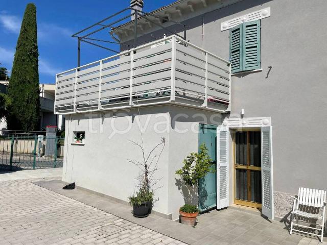 Villa Indipendente in vendita a Marche, Ancona