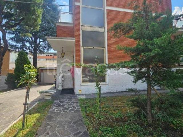 Villa Indipendente in vendita a Bologna