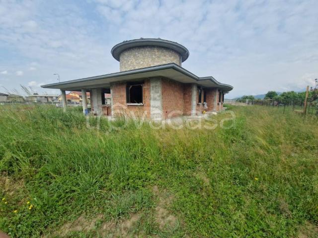 Villa Indipendente in vendita a Bottanuco, Lombardia