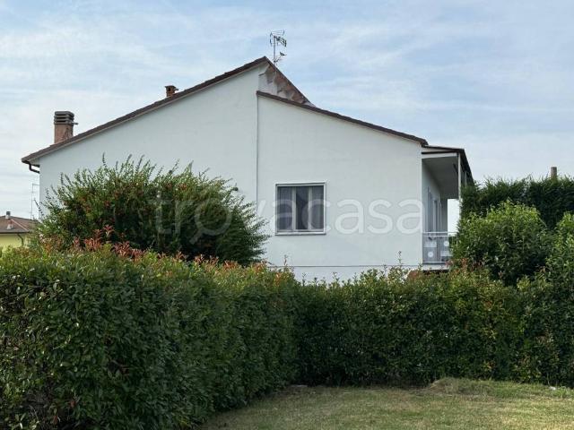 Villa Indipendente in vendita a Bressana Bottarone, Lombardia