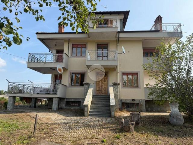 Villa Indipendente in vendita a Bricco dell'Oca, Cantarana