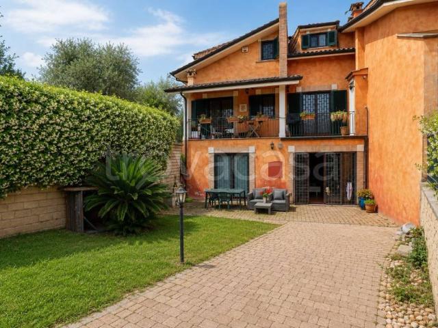 Villa Indipendente in vendita a Roma Capitale, Lazio