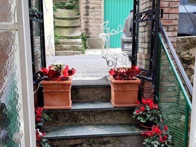 Villa Indipendente in vendita a Castellaro, Liguria