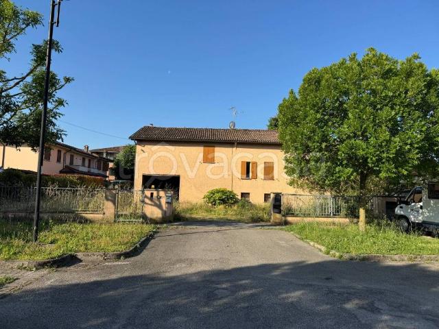 Villa Indipendente in vendita a Unione Reno Galliera, Reggio Emilia