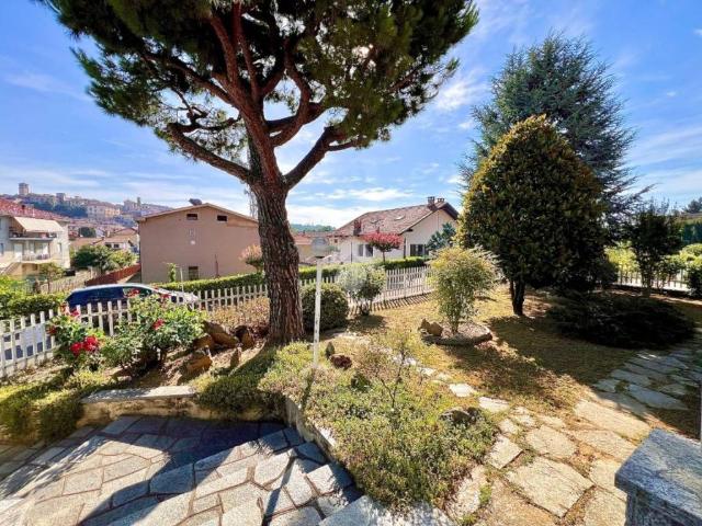Villa Indipendente in vendita a Piemonte, Asti