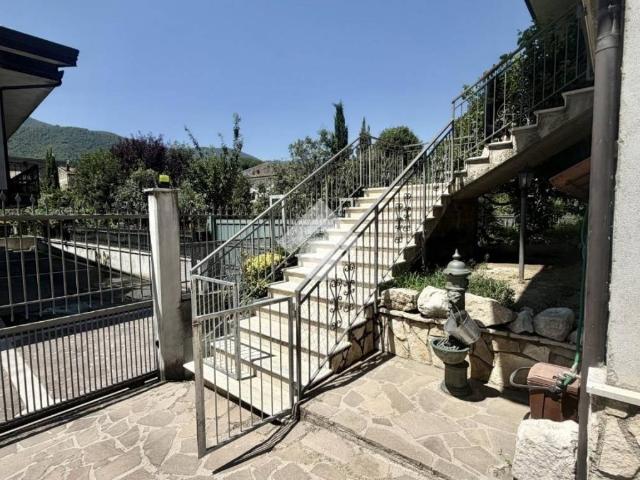 Villa Indipendente in vendita a Cervinara, Campania