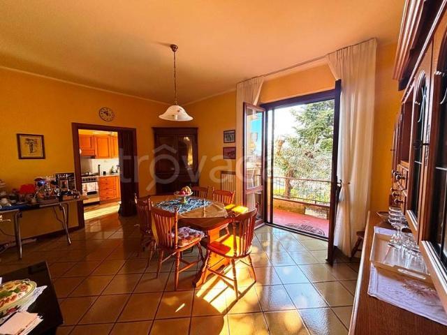 Villa Indipendente in vendita a Chiusi Città, Toscana