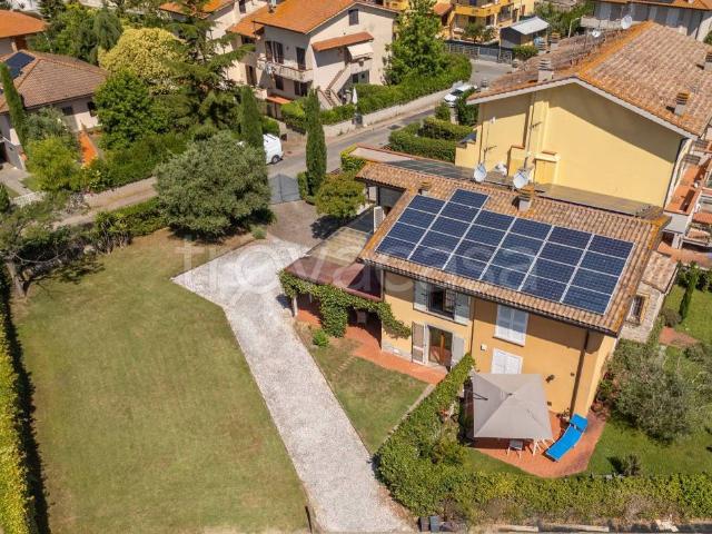 Villa Indipendente in vendita a Crespina Lorenzana, Cenaia