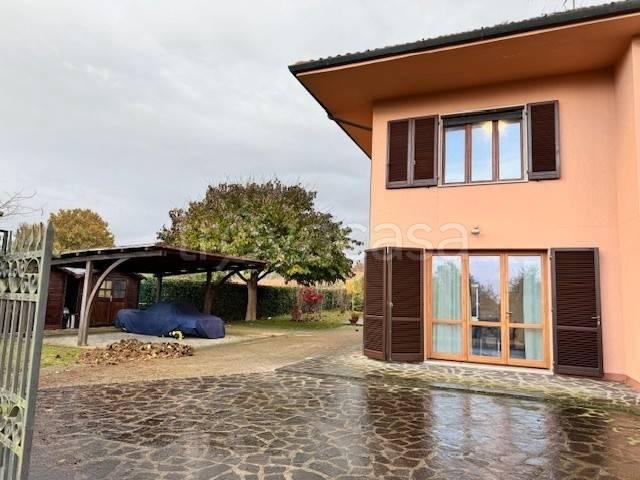 Villa Indipendente in vendita a Crespina Lorenzana, Ceppaiano