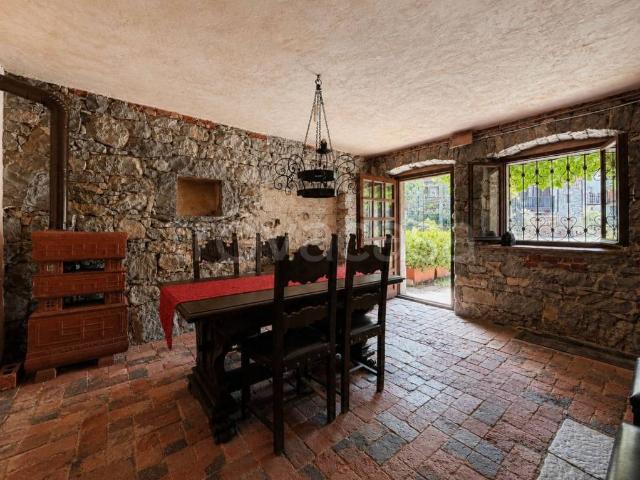 Villa Indipendente in vendita a Stremiz / Garmovščica, Faedis / Fojda