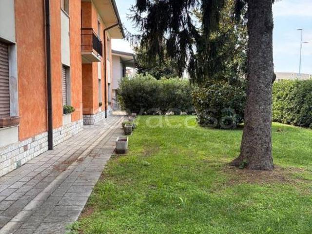 Villa Indipendente in vendita a Flero, Brescia
