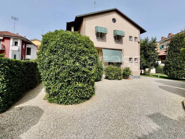 Villa Indipendente in vendita a Piemonte, Cuneo