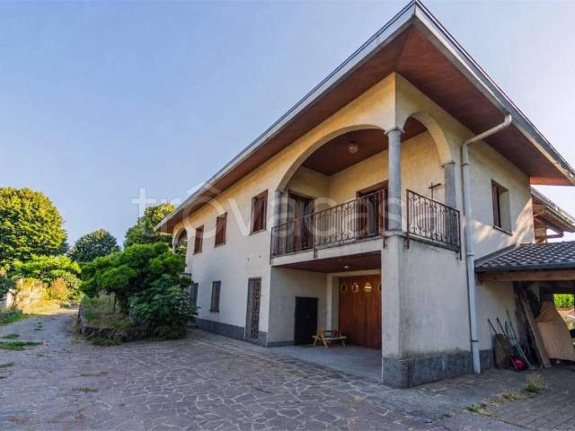 Villa Indipendente in vendita a Borgo, Galliate