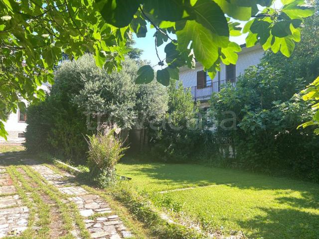 Villa Indipendente in vendita a Santa Maria Rossa, Garbagnate Milanese