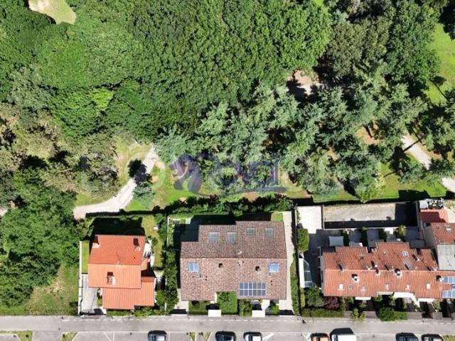 Villa Indipendente in vendita a Costa di San Giorgio, Legnano