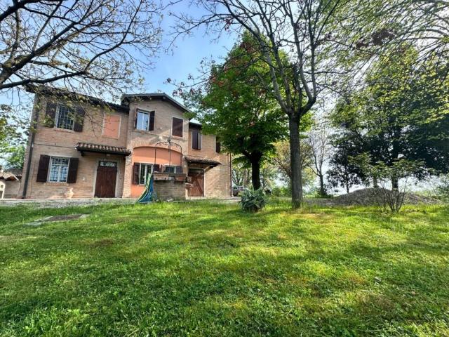 Villa Indipendente in vendita a Marzaglia Nuova, Modena