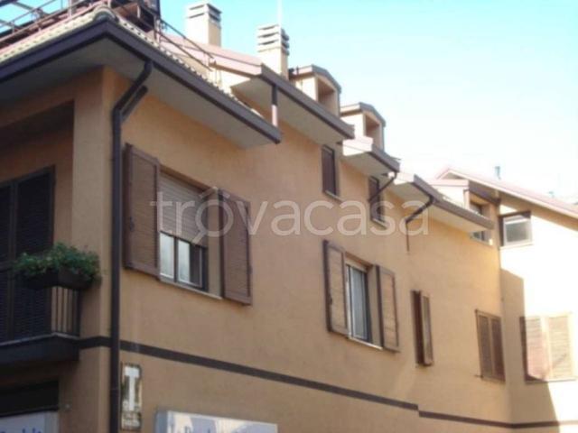 Villa Indipendente in vendita a Morbegno, Lombardia