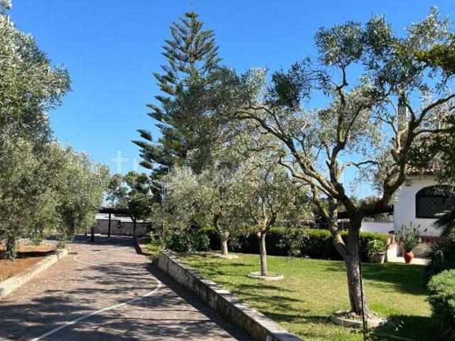 Villa Indipendente in vendita a San Giacomo, Roma Capitale