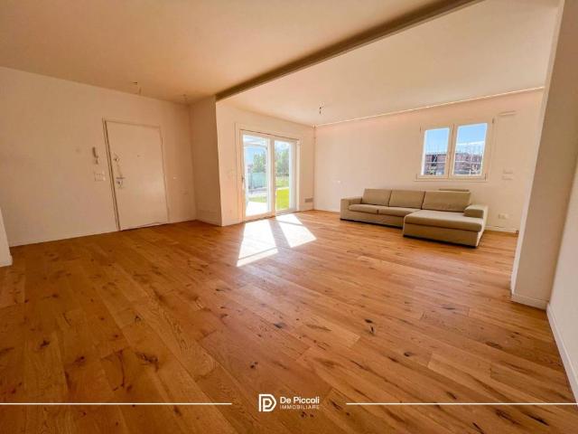 Villa Indipendente in vendita a Noventa Di Piave, Veneto