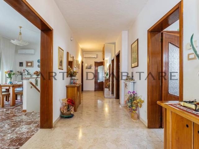 Villa Indipendente in vendita a Cave, Padova