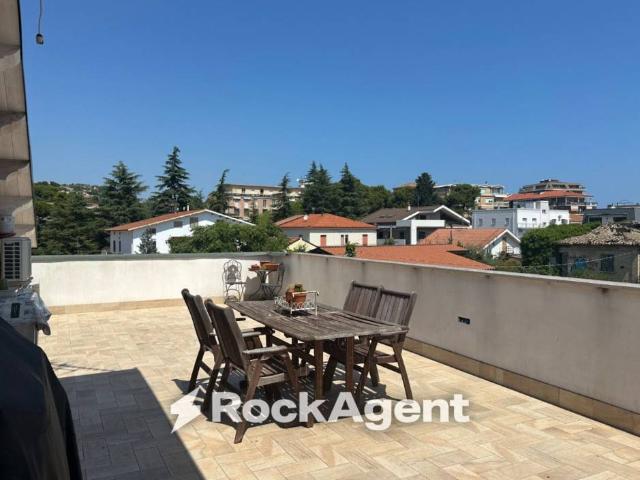 Villa Indipendente in vendita a Pescara Colli, Pescara