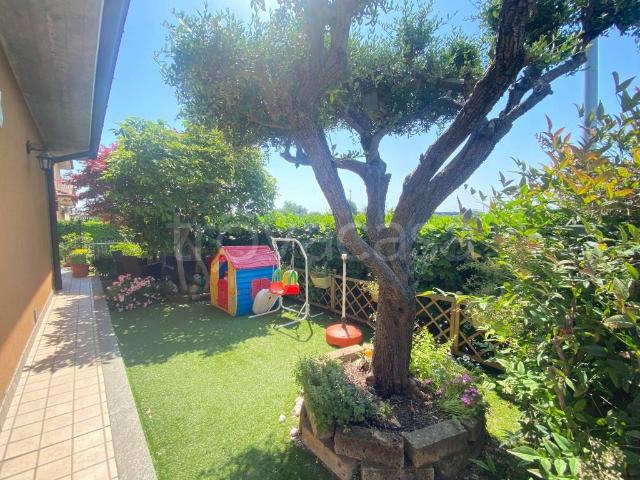Villa Indipendente in vendita a Rugacesio di Sotto, Pioltello