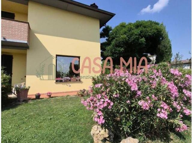 Villa Indipendente in vendita a Podenzano, Reggio Emilia