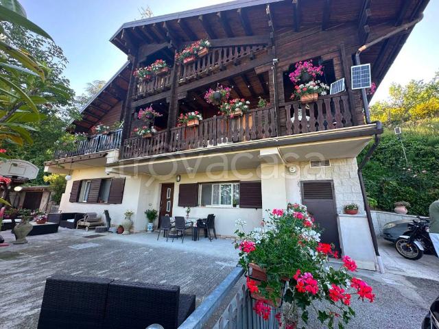 Villa Indipendente in vendita a Contrada Baragiano, Potenza