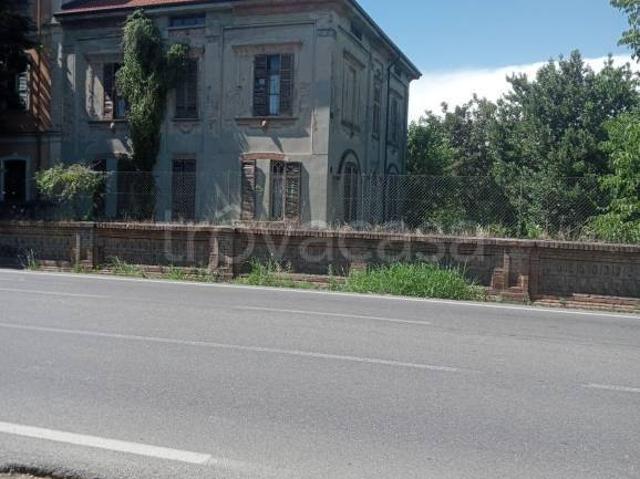 Villa Indipendente in vendita a Redavalle, Lombardia