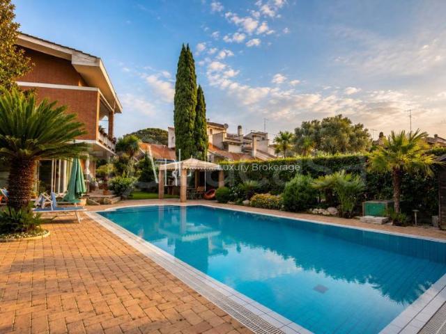 Villa Indipendente in vendita a Piano La Roma, Casoli