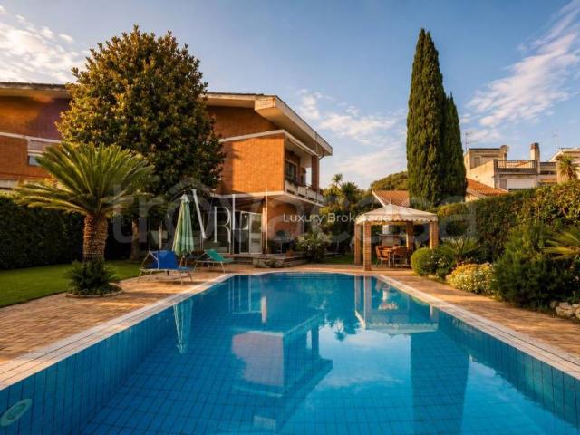 Villa Indipendente in vendita a Piano La Roma, Casoli