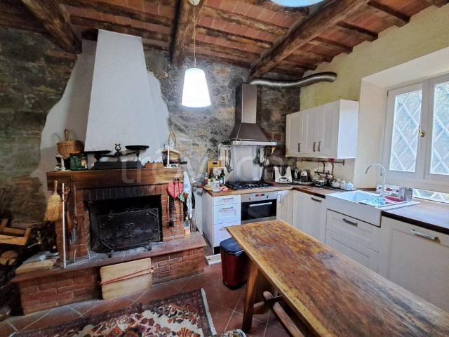 Villa Indipendente in vendita a Pistoia