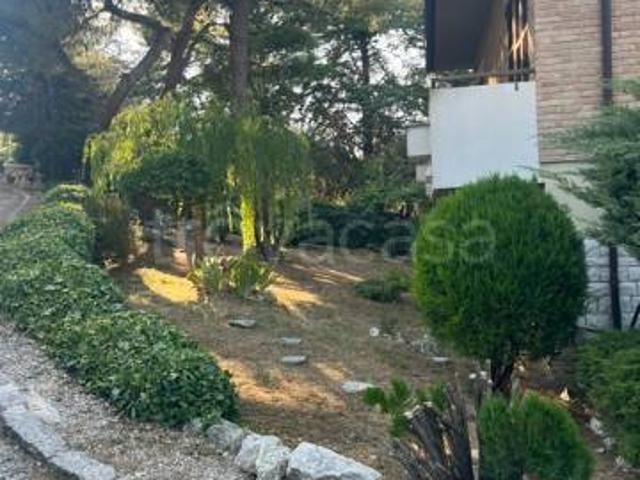 Villa Indipendente in vendita a Le Vigne, Senigallia