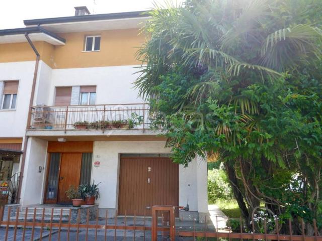 Villa Indipendente in vendita a Spilimbergo, Friuli-Venezia Giulia