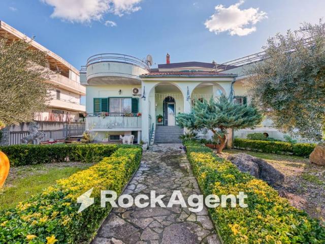 Villa Indipendente in vendita a Striano, Campania