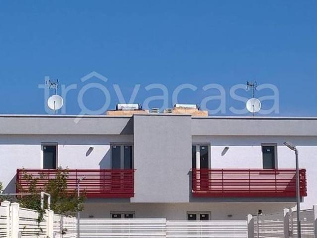 Villa Indipendente in vendita a Puglia, Barletta-andria-trani
