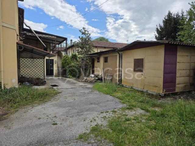 Villa Indipendente in vendita a Paderno, Reana Del Roiale