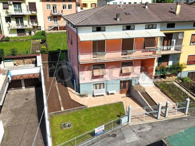Villa Indipendente in vendita a Valdagno, Veneto