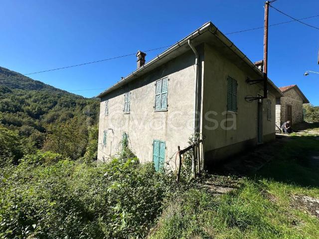 Villa Indipendente in vendita a Coloretta, Zeri