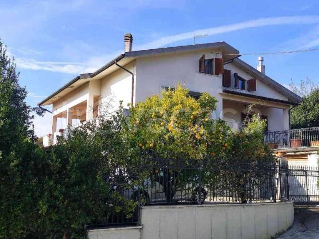 Villa Indipendente in vendita a Marche, Ancona