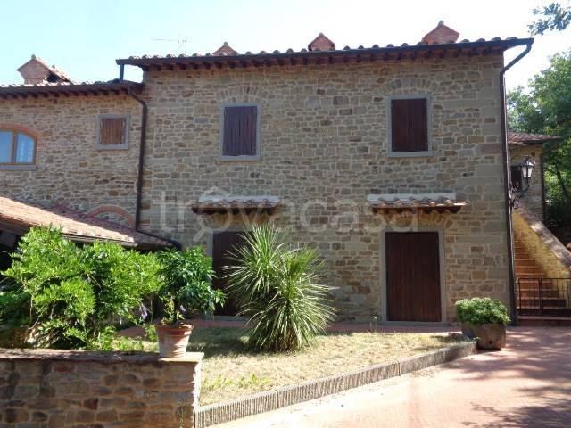 Villa Indipendente in vendita a Palazzo Del Pero, Toscana