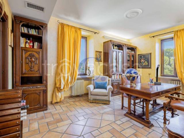 Villa Indipendente in vendita a La Torretta, Roma Capitale