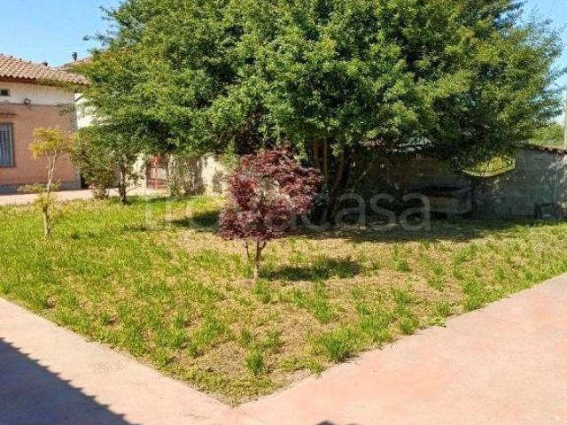 Villa Indipendente in vendita a Piemonte, Vercelli