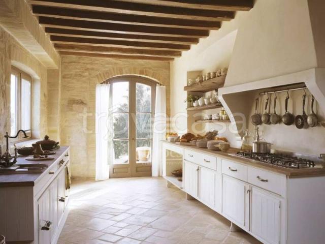Villa Indipendente in vendita a Toscana