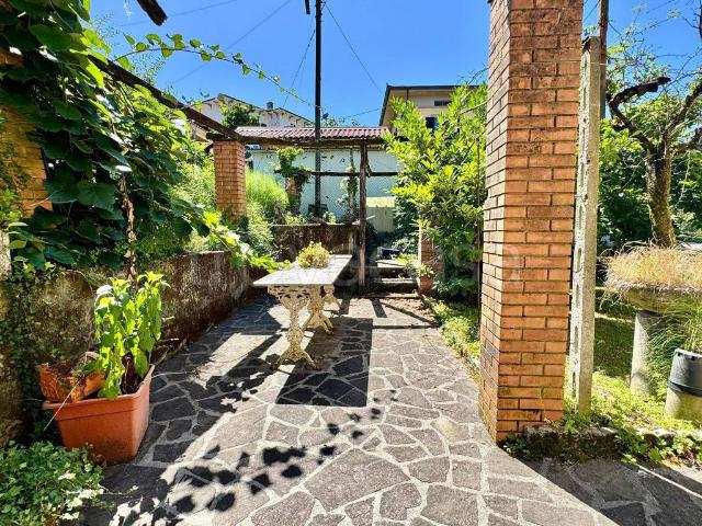 Villa Indipendente in vendita a Unione dei comuni Media Valle del Serchio, Barga